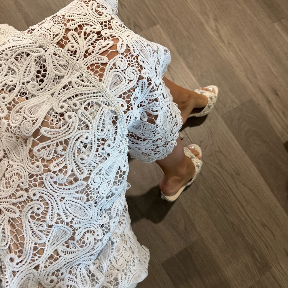 Excellent Condition Eleven22 powder blue paisley-lace boned midi dress